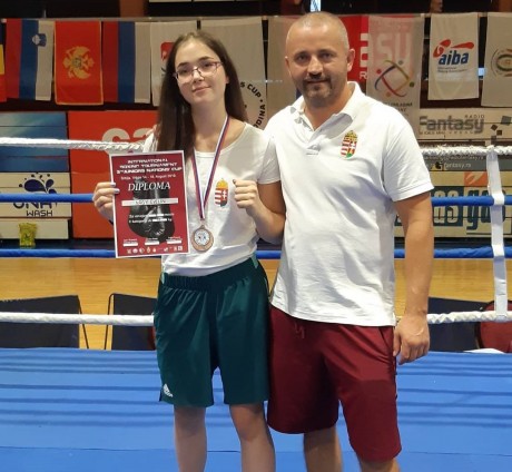 Ökölvívó világbajnokságra készül a fehérvári Nagy Evelin